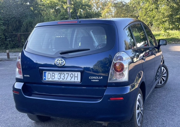 Toyota Corolla Verso cena 16999 przebieg: 323916, rok produkcji 2005 z Złoty Stok małe 67